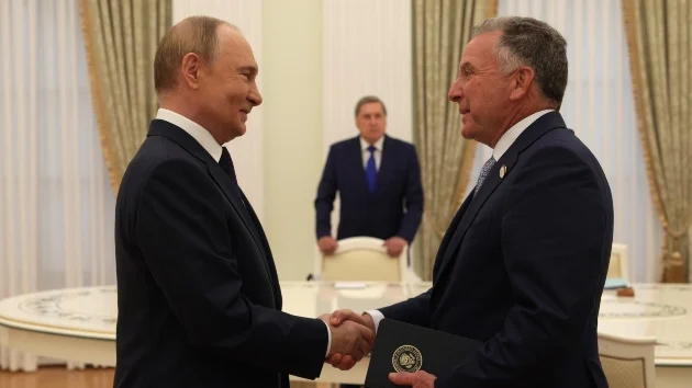 Trump envoy Witkoff meets Putin in Moscow ahead of Ukraine ceasefire deadline
