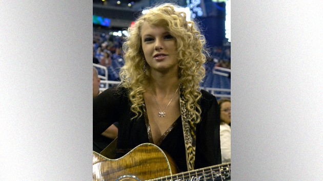 Taylor Swift’s former neighbor recalls that time she played in his living room