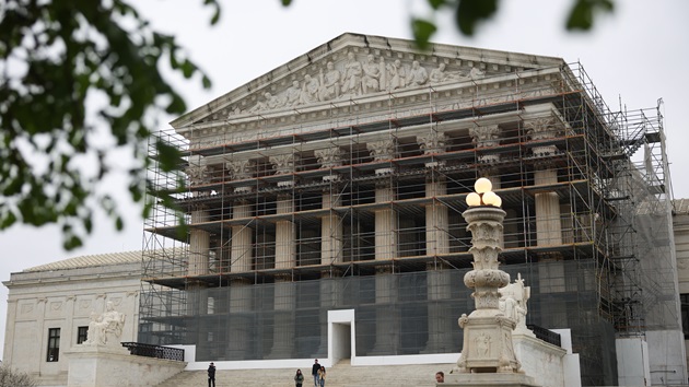 SCOTUS allows Lisa Cook to stay on Fed into 2026, accepts case for January argument