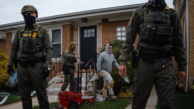 Federal judge weighing ICE use of force in Chicago