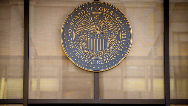 Divided Fed set to announce decision on interest rates