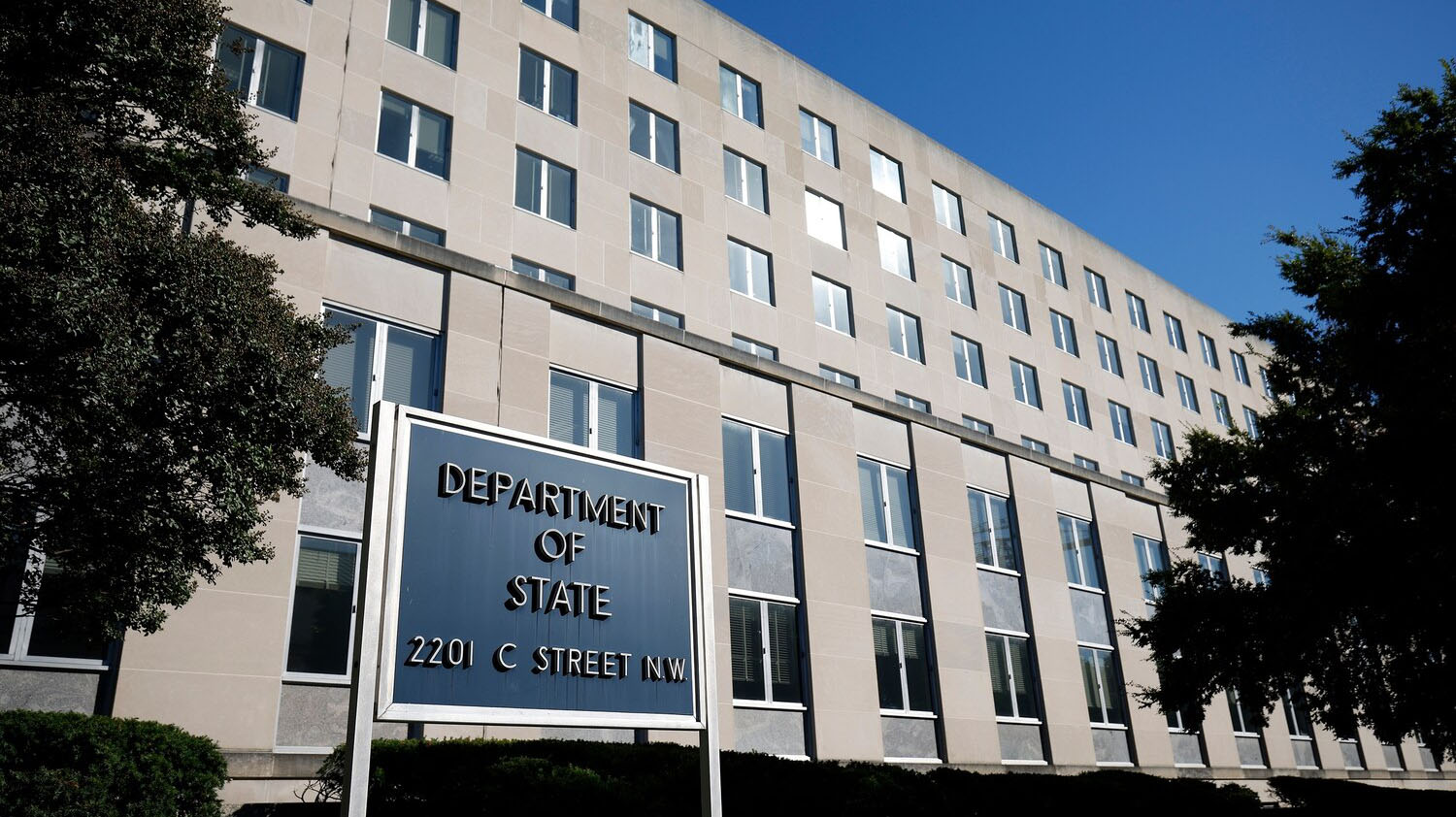 State Department preparing to cancel tens of thousands of visas held by asylum seekers: Officials